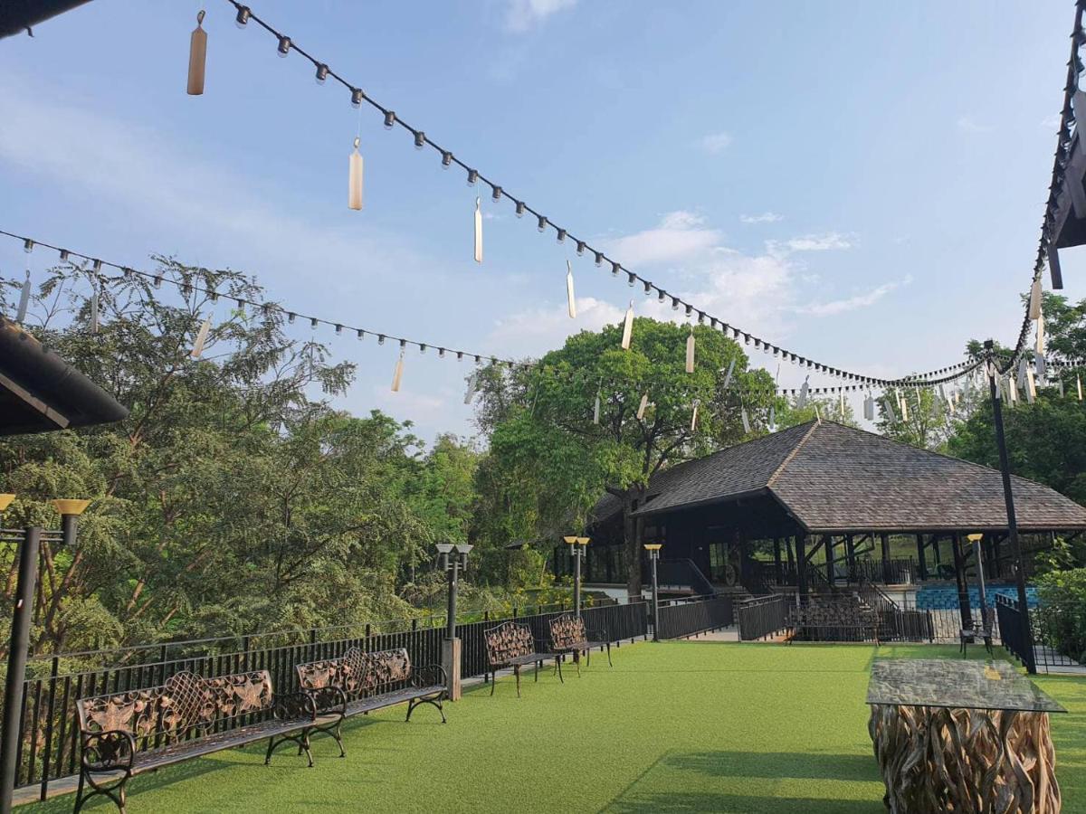 Rain Tree Khao Yai Hotel Пакчонг Экстерьер фото
